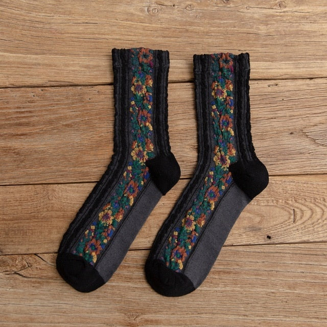 New Retro Ethnic Style Women Socks with Flower Casual Comfortable Ladies Funny Cute Spring Autumn Cotton Girls Crew Sox Gifts